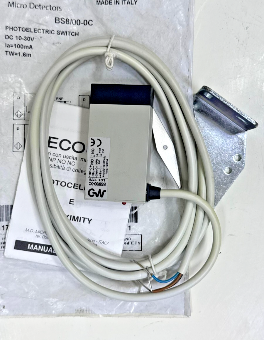 Micro Detector BS8/000C Photoelectric sensor |  10–30VDC| 100mA | Made In Italy - saleem al tamimi electric equipment trading co llc-UAE