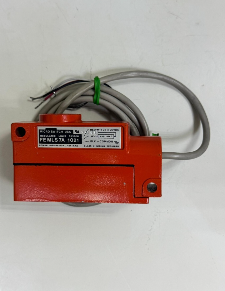 Micro Switch FE MLS 7A 1021 Modulated Light Switch USA – 22–26VDC, 4W Max - saleem al tamimi electric equipment trading co llc-UAE