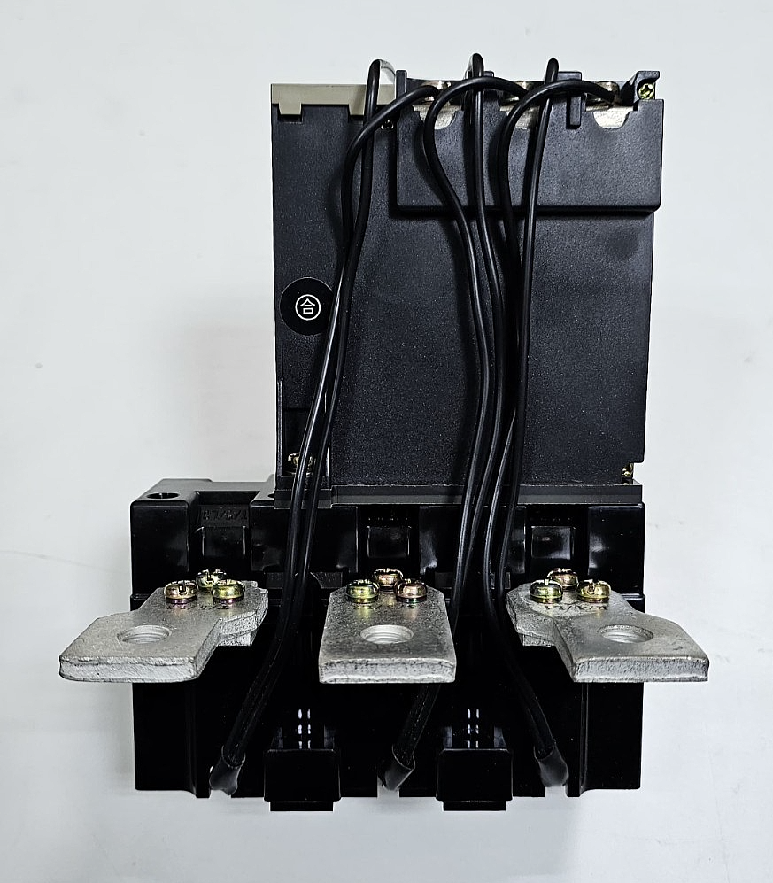 Mitsubishi ET360 Motor Protection Relay | 110360 A | 660VAC | Japan Made - saleem al tamimi electric equipment trading co llc-UAE