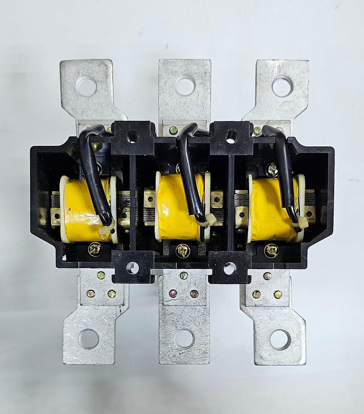 Mitsubishi ET360 Motor Protection Relay | 110360 A | 660VAC | Japan Made - saleem al tamimi electric equipment trading co llc-UAE