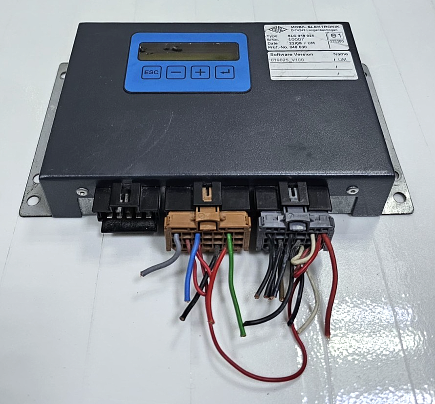 Mobil Elektronik SLC019026 Controller Module | Made in Germany - saleem al tamimi electric equipment trading co llc-UAE