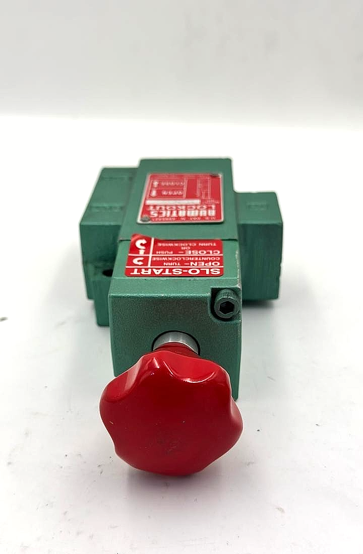 Numatics VT30006Y Pneumatic Manual Lockout Valve - saleem al tamimi electric equipment trading co llc-UAE