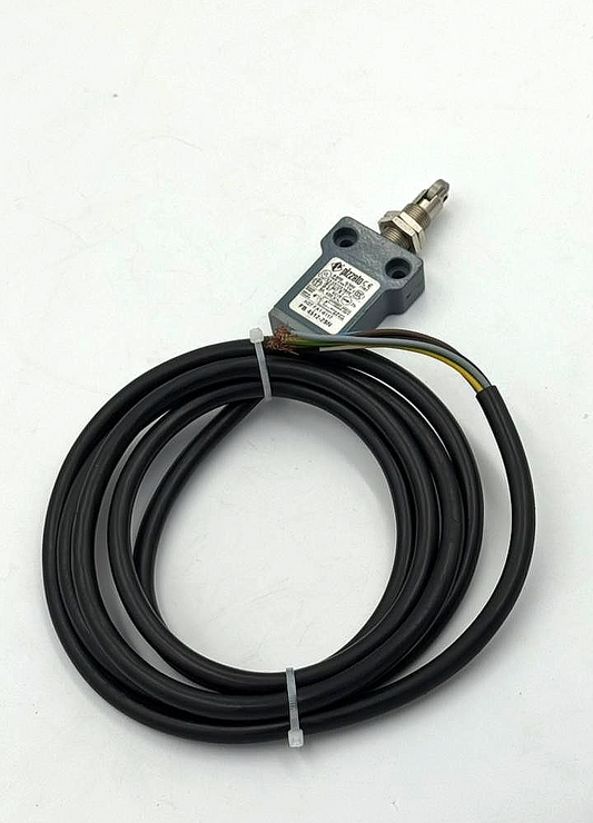 Pizzato | FB 45122SN | Prewired Position Switch |  Made in Italy - saleem al tamimi electric equipment trading co llc-UAE