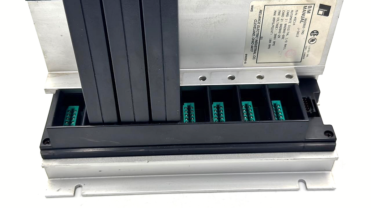 Reliance Electric AutoMate 45C60 PLC Output Module Set | Made in USA - saleem al tamimi electric equipment trading co llc-UAE