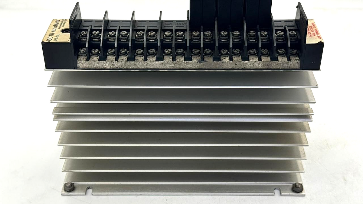 Reliance Electric AutoMate 45C60 PLC Output Module Set | Made in USA - saleem al tamimi electric equipment trading co llc-UAE