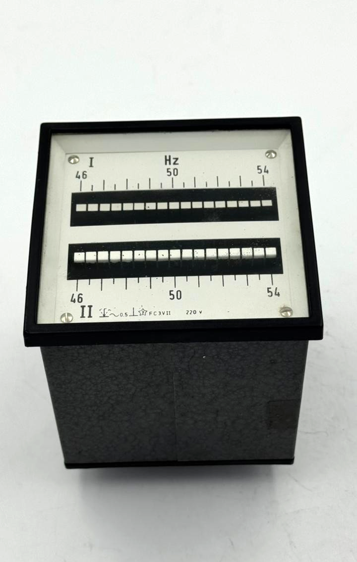 SACI Dual Frequency Meter | 46–54 Hz | 220V - saleem al tamimi electric equipment trading co llc-UAE