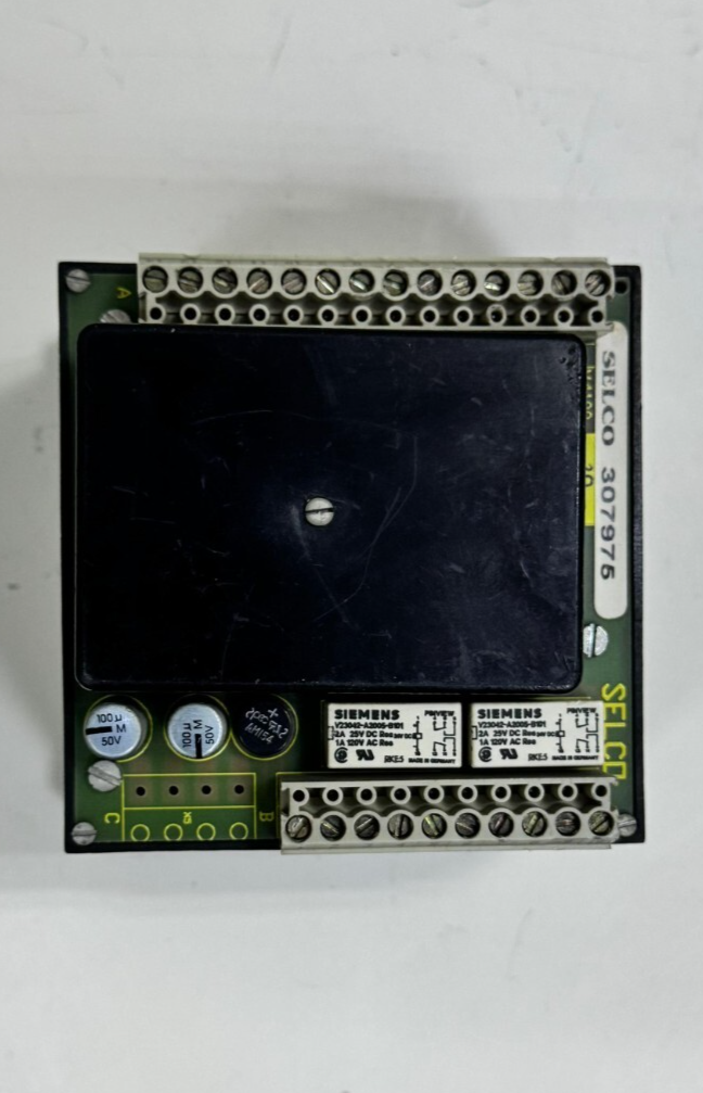 SELCO M4100 Alarm Annunciator Panel – 24V DC – Engine & Power System Monitoring - saleem al tamimi electric equipment trading co llc-UAE