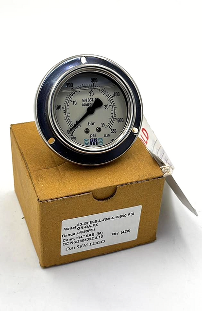 SKM 63GFBBLRWC0/550 Pressure Gauge | 0550 PSI - saleem al tamimi electric equipment trading co llc-UAE