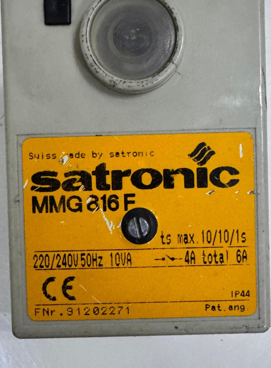 Satronic Matronic MMG 816F Burner Control Unit | 220–240V 50Hz | Swiss Maid - saleem al tamimi electric equipment trading co llc-UAE
