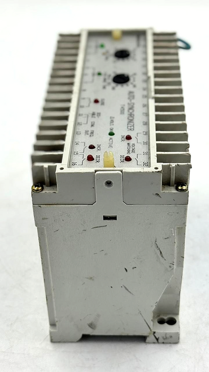 Selco T4500 AutoSynchronizer Relay Module - saleem al tamimi electric equipment trading co llc-UAE