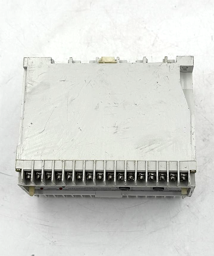 Selco T4500 AutoSynchronizer Relay Module - saleem al tamimi electric equipment trading co llc-UAE