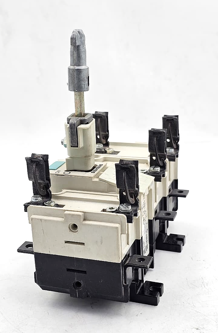 Siemens | 3KL52301AB01 | Switch disconnector | Made in Germany - saleem al tamimi electric equipment trading co llc-UAE