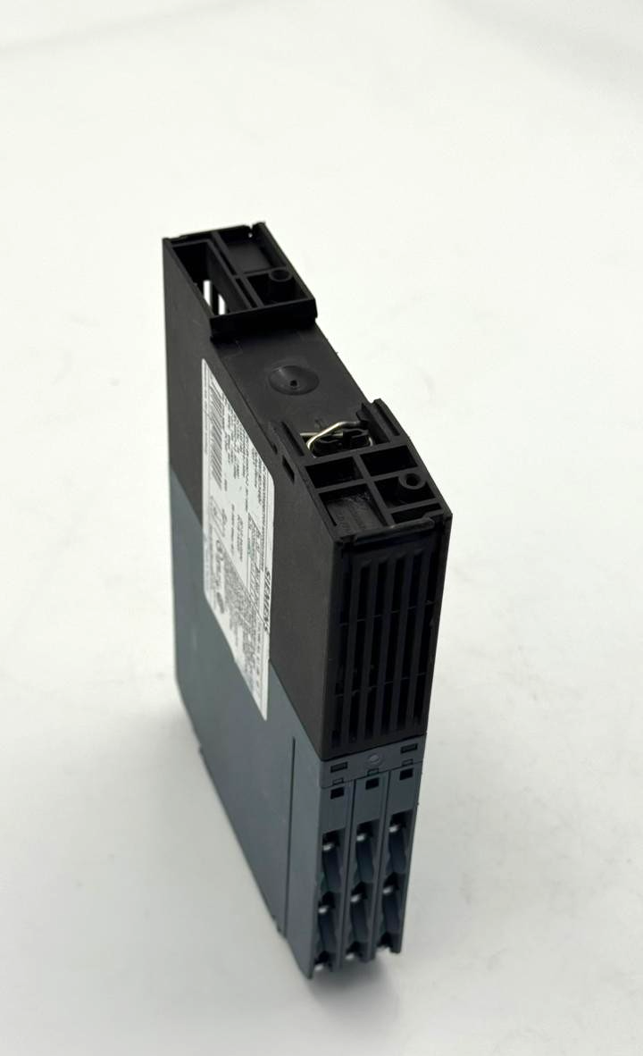 Siemens SIRIUS 3RM1307-1AA04 Motor Starter | Made in Germany - saleem al tamimi electric equipment trading co llc-UAE