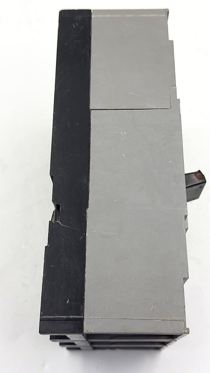Siemens Sentron JXD63H400 Motor Circuit Interrupter | 400A 3Pole 600V - saleem al tamimi electric equipment trading co llc-UAE