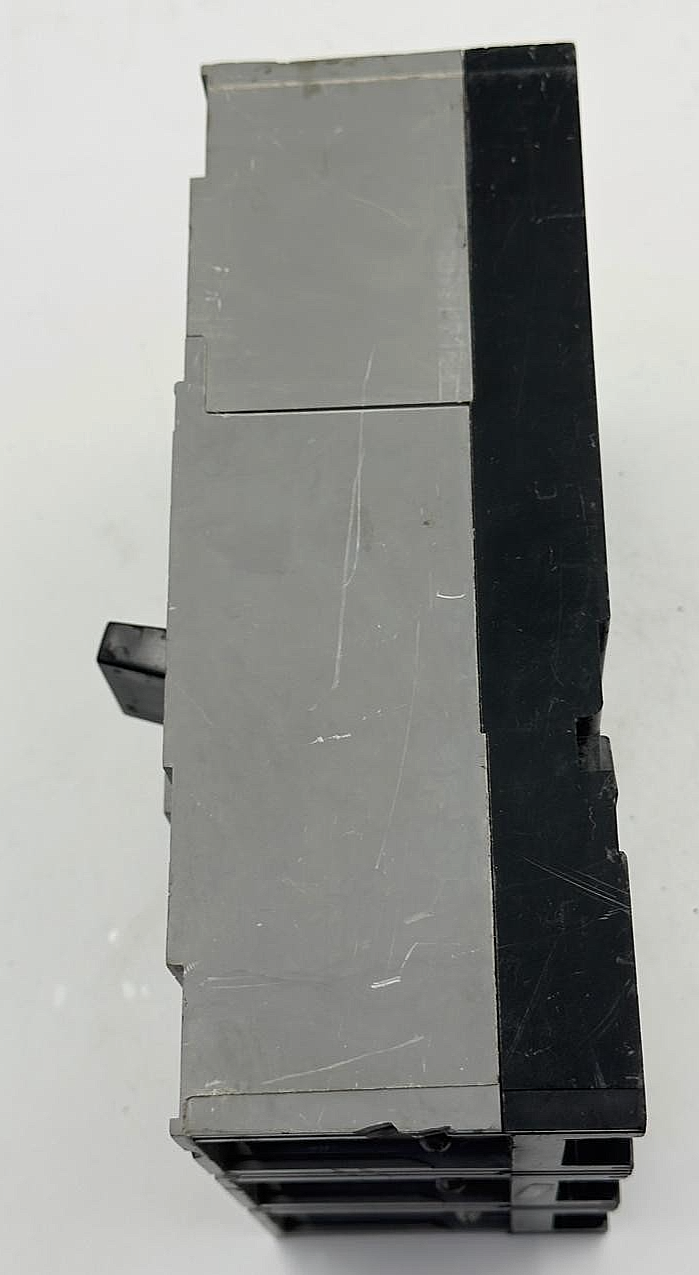 Siemens Sentron JXD63H400 Motor Circuit Interrupter | 400A 3Pole 600V - saleem al tamimi electric equipment trading co llc-UAE