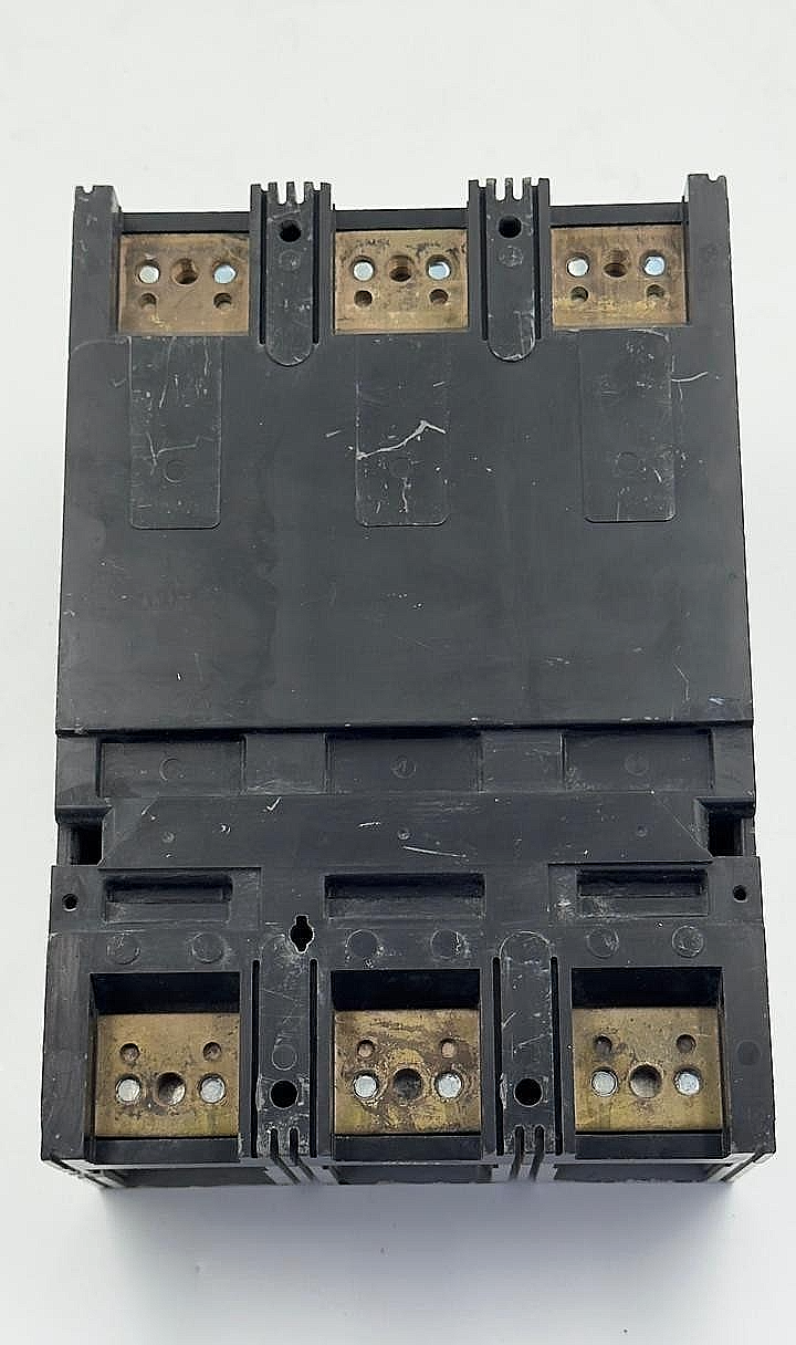 Siemens Sentron JXD63H400 Motor Circuit Interrupter | 400A 3Pole 600V - saleem al tamimi electric equipment trading co llc-UAE