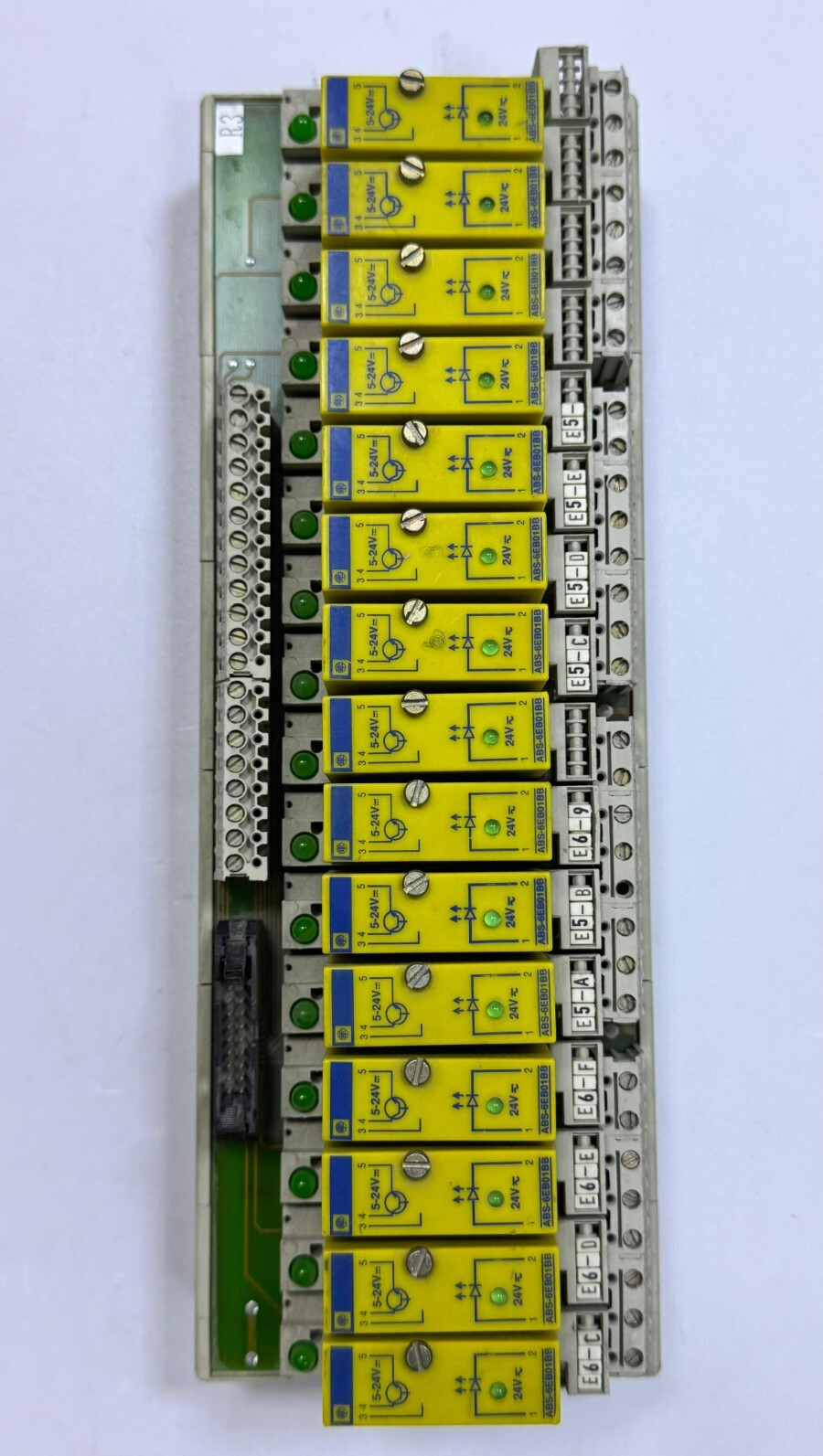 Telemecanique ABE6S16E Interface Module | 15 Channel | 5–24V Signal | 24V DC - saleem al tamimi electric equipment trading co llc-UAE