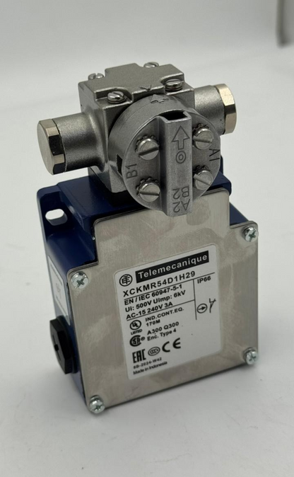 Telemecanique  XCKMR54D1H29 Limit Switch | 3A | 240V AC | Made in France (1 pcs) - saleem al tamimi electric equipment trading co llc-UAE