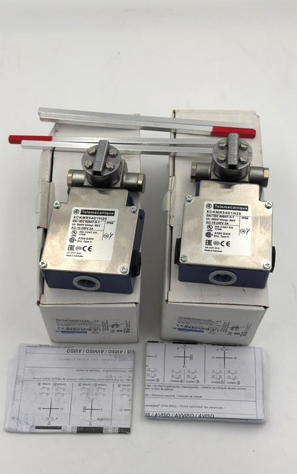 Telemecanique  XCKMR54D1H29 Limit Switch | 3A | 240V AC | Made in France (1 pcs) - saleem al tamimi electric equipment trading co llc-UAE