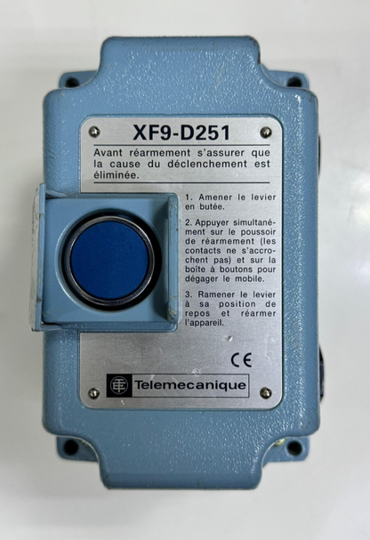 Telemecanique XF9D251 Mechanical Trip Device with Manual Reset - saleem al tamimi electric equipment trading co llc-UAE