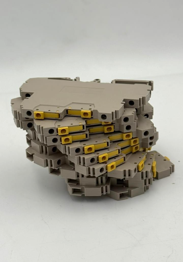 Weidmüller WDTR 2.5 Terminal Block (Pack of 10) | Made in Romania1
