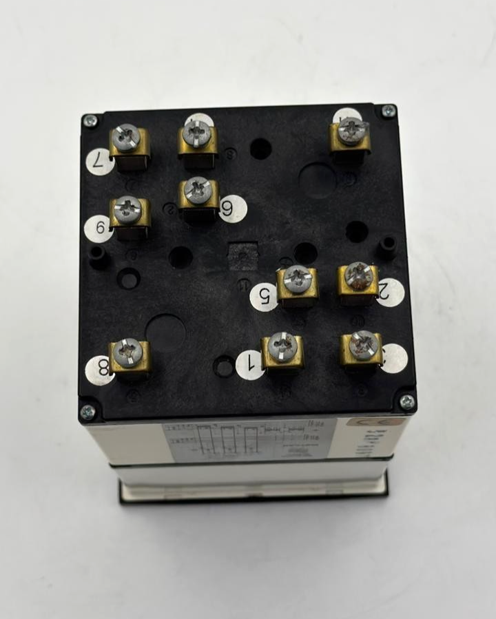 ZURC 500 kW Wattmeter | 415V 800/5A - saleem al tamimi electric equipment trading co llc-UAE