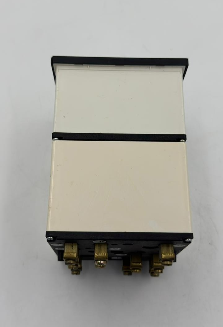 ZURC 750 kW Analog Wattmeter | 415V 1200/5A7